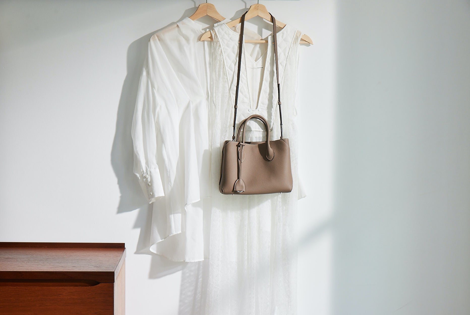 European and American fashion light luxury versatile women's shoulder bag  cross-body tote bag