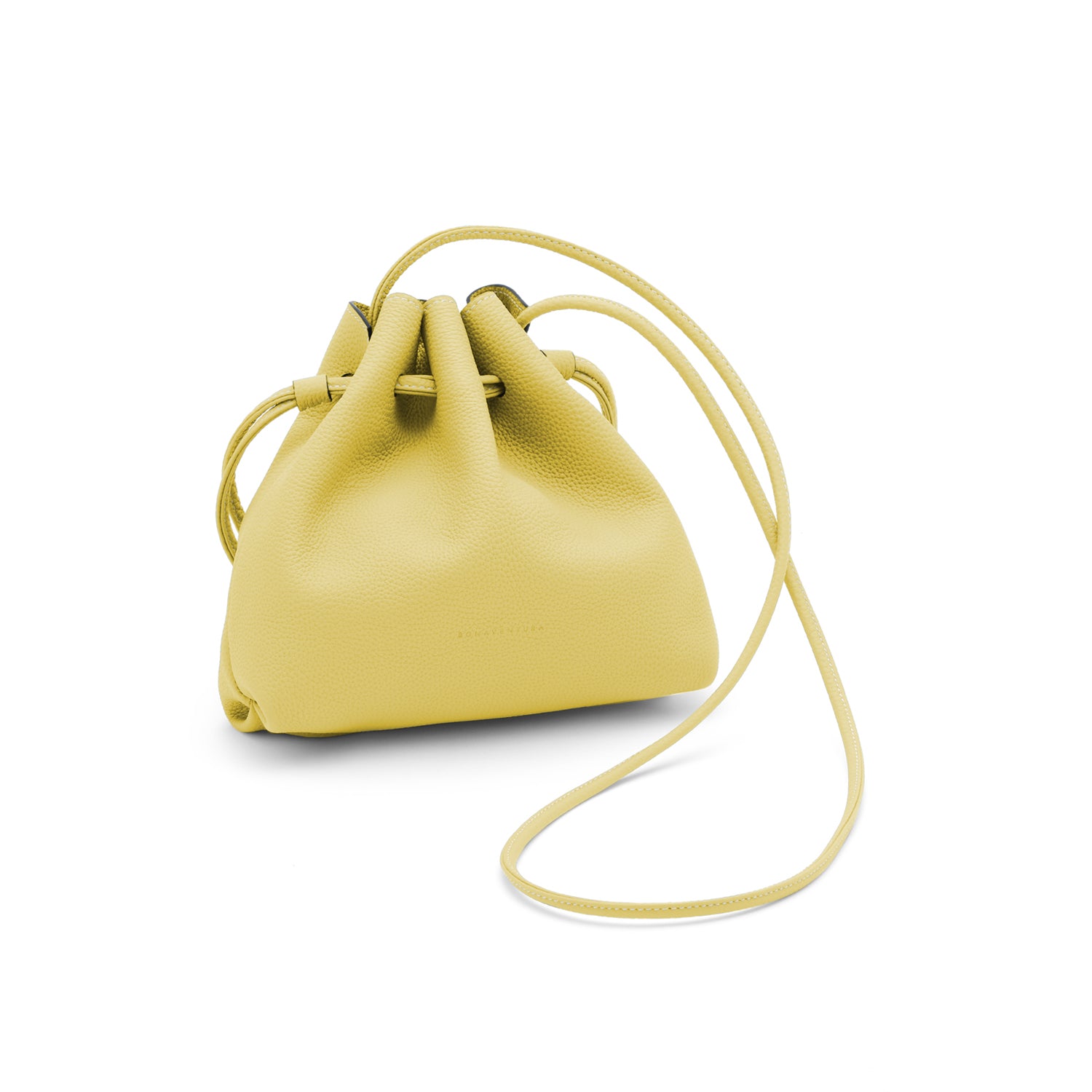 Noa Bucket Bag with Shoulder Strap | BONAVENTURA